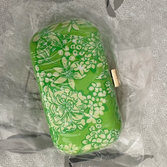 Lilly Pulitzer Handbags - Lilly Pulitzer Clutch
